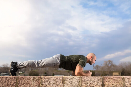 How to Correct Posture Exercises 4 Improving core muscles with Plank exercises. Sydney Sports and Exercise Physiology